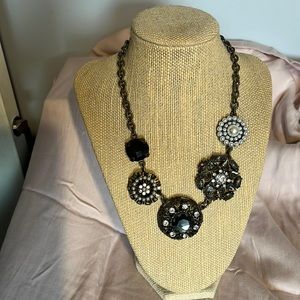 Lia Sophia 18” large jewel necklace